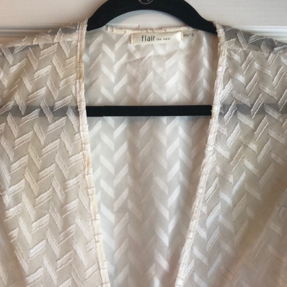 White sheer top/cover up - Picture 3 of 8